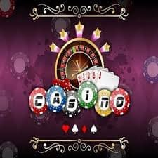 8fafafa မိုဘိုင်းအက်ပ် Android iOS — Myanmar ကစားသမား smartphone မှ slots ကစားနေသည့် မြင်ကွင်း